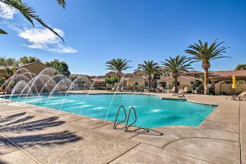 Elegant Palms Townhome with Patio and Resort Amenities! - image 2