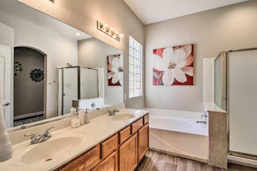Mesa Abode with Grill and Hot Tub - 2 Mi to Shopping! - image 6