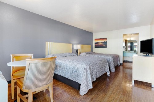 Virgin River Hotel And Casino - image 4