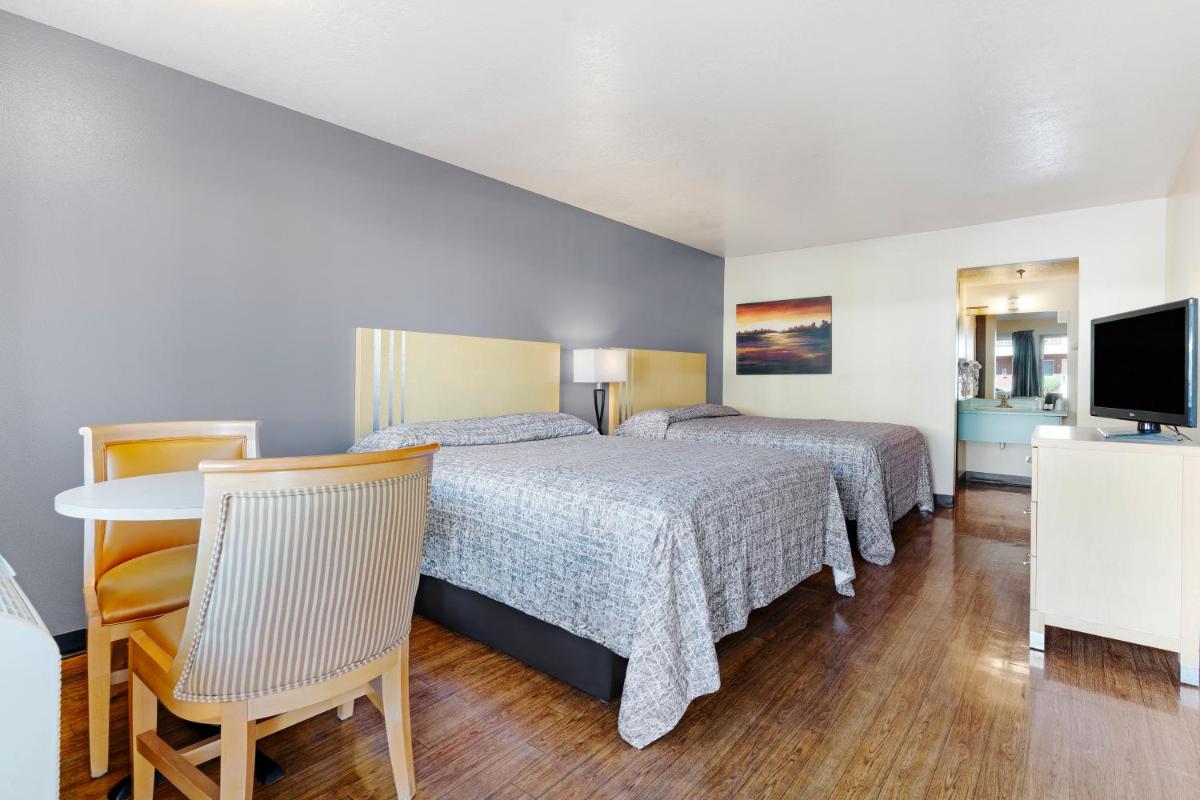 Virgin River Hotel And Casino - image 4
