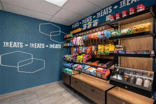 Holiday Inn Express & Suites Mesquite Nevada an IHG Hotel - image 35