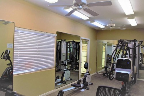 3 Bedroom condo in Mesquite #210 - image 4