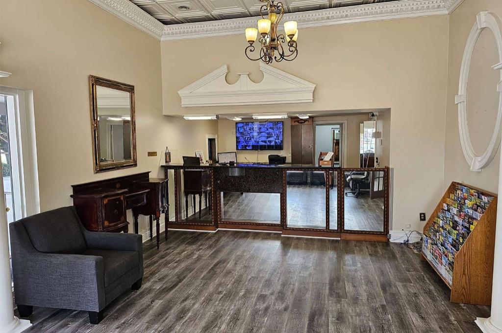 FairBridge Inn Express Metairie - image 4