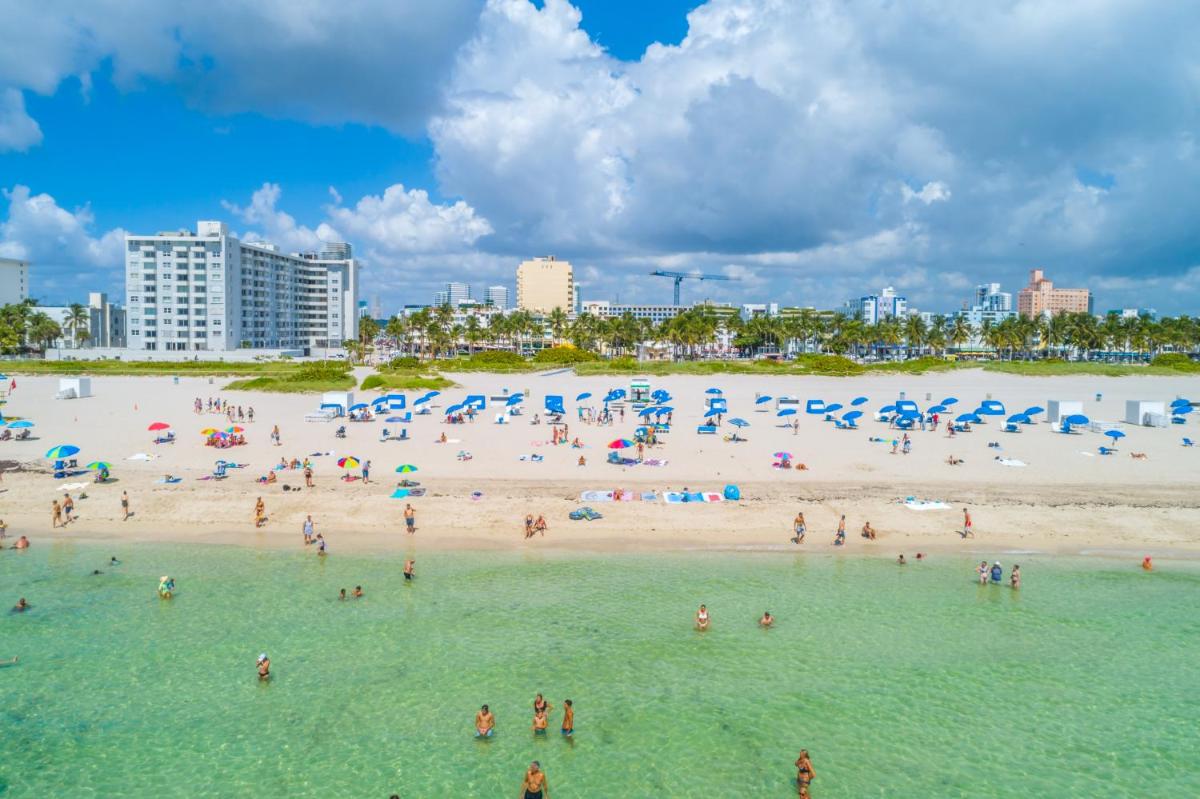 Bentley Hotel South Beach - image 3