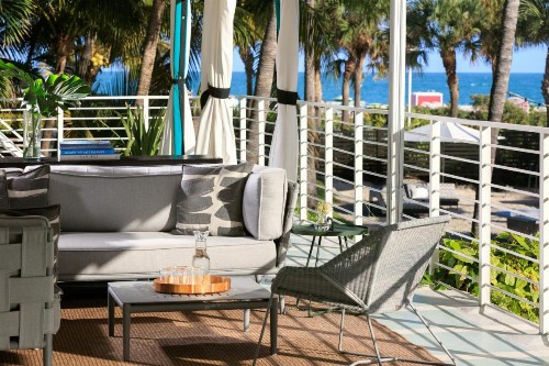 Kimpton Surfcomber Hotel an IHG Hotel - image 2