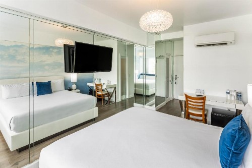 Penguin Hotel - image 29