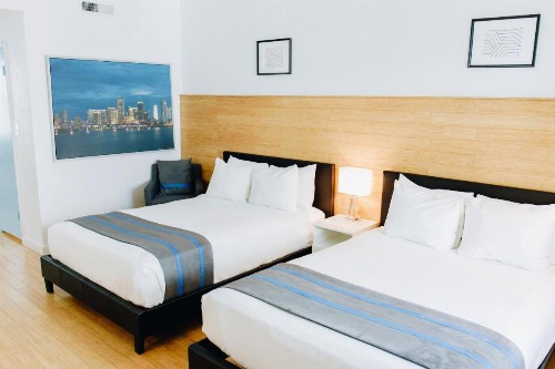 Aqua Hotel & Suites - image 15