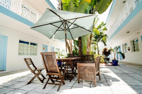 Aqua Hotel & Suites - image 18
