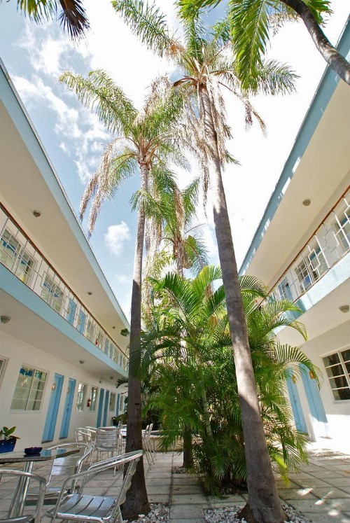 Aqua Hotel & Suites - image 30