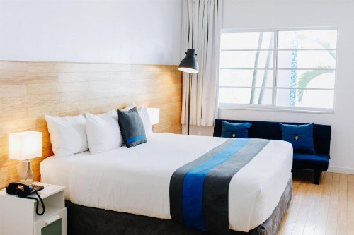 Aqua Hotel & Suites - image 42