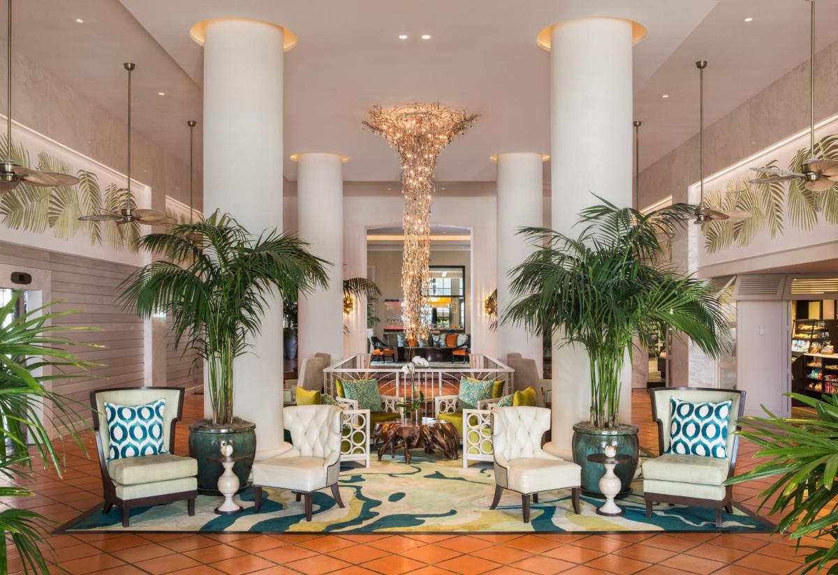 The Palms Hotel & Spa - image 4
