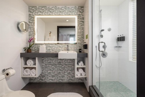 The Palms Hotel & Spa - image 46