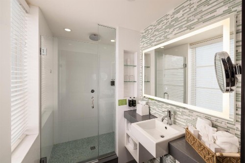 The Palms Hotel & Spa - image 48