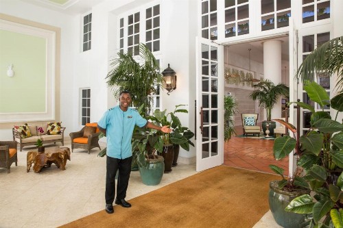 The Palms Hotel & Spa - image 7