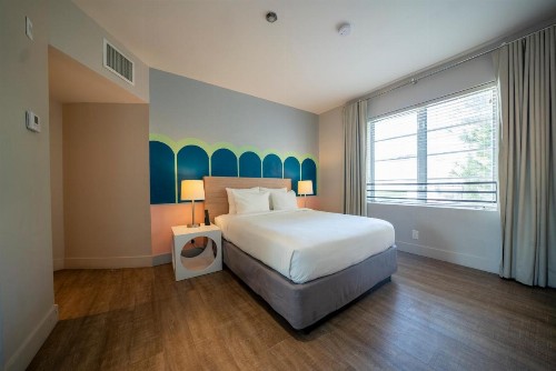 Stiles Hotel - image 30