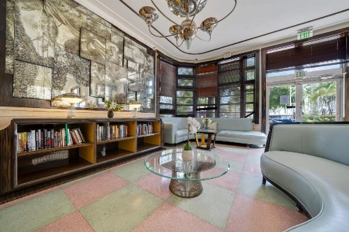 Greenview Hotel - image 10