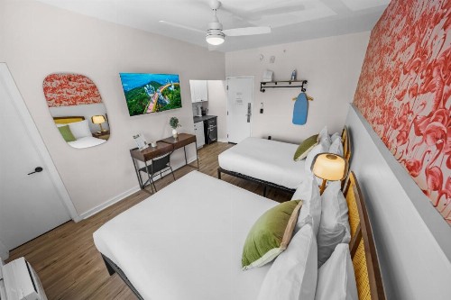 Greenview Hotel - image 34