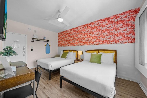 Greenview Hotel - image 38