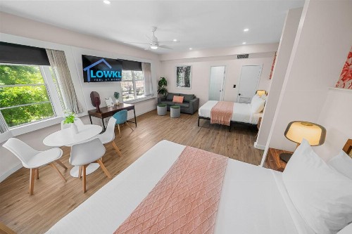 Greenview Hotel - image 43