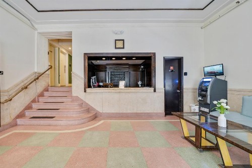 Greenview Hotel - image 5