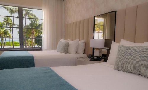 Avalon Hotel - image 23