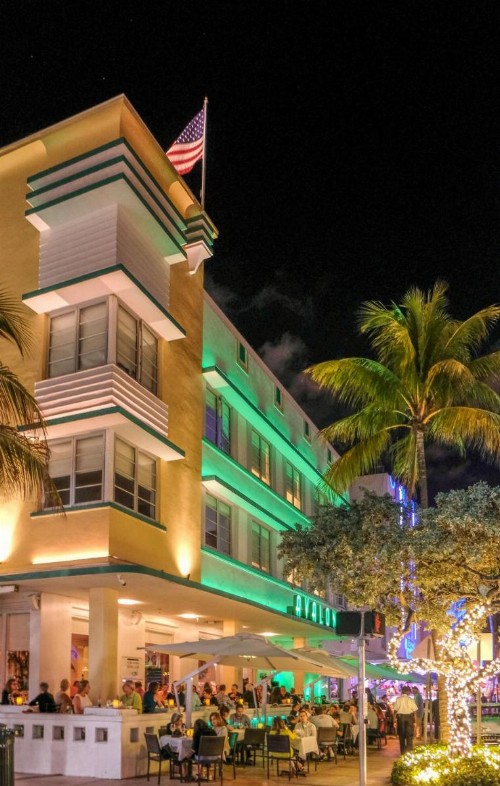 Avalon Hotel - image 36