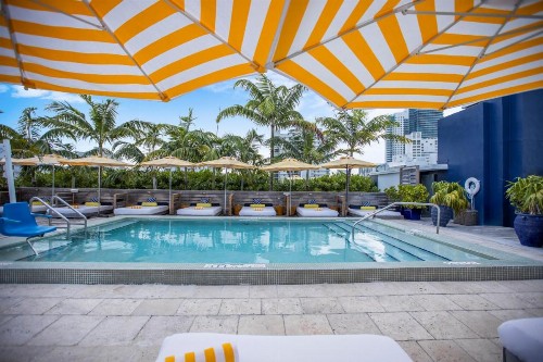 Catalina Hotel & Beach Club