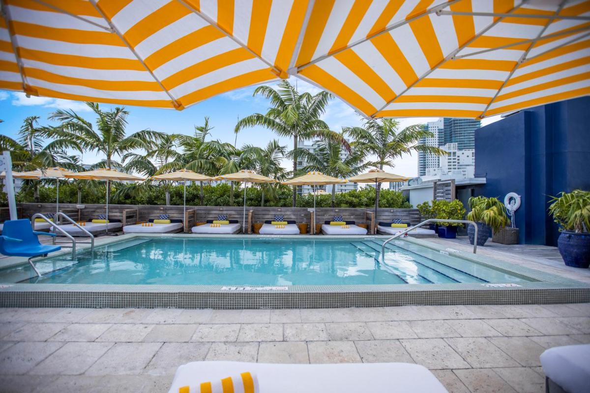 Catalina Hotel & Beach Club - main image