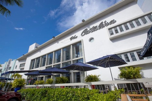 Catalina Hotel & Beach Club - image 10