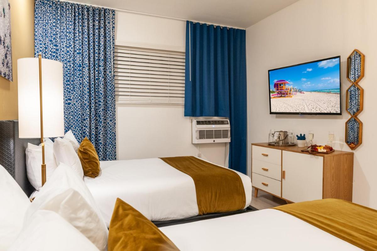 Catalina Hotel & Beach Club - image 2