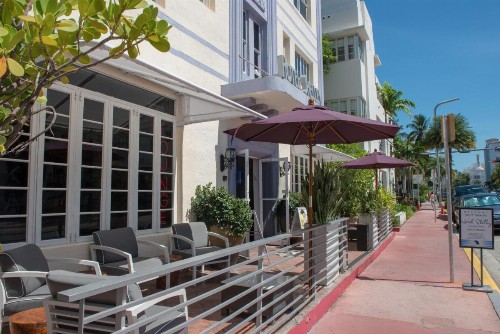 Shelley Hotel - image 9