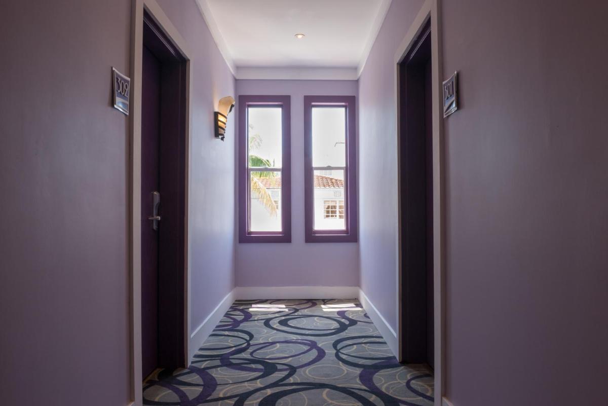 Shelley Hotel - image 3