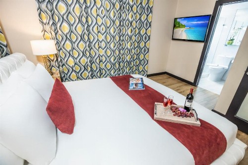 Metropole Suites South Beach - image 10