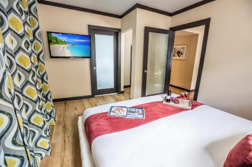 Metropole Suites South Beach - image 13
