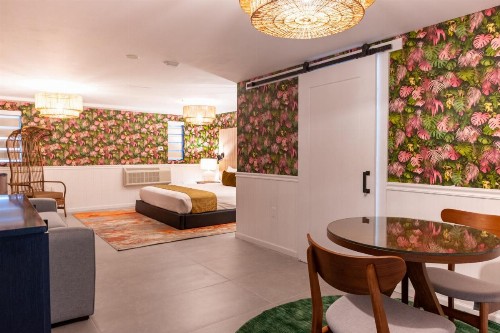 Whitelaw Hotel - image 13
