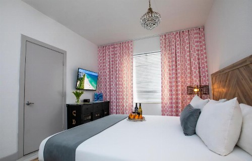 Whitelaw Hotel - image 17