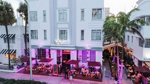 Whitelaw Hotel - image 38