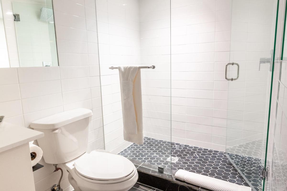 Whitelaw Hotel - image 4