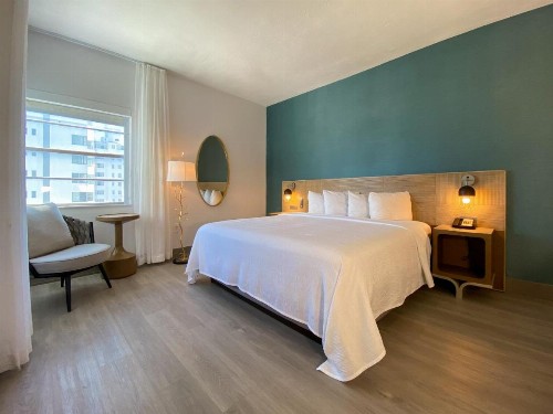 Marseilles Beachfront Hotel - image 20