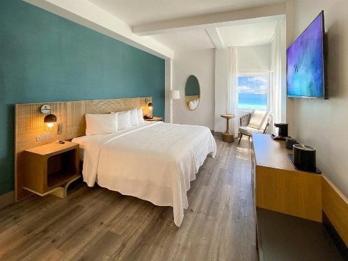Marseilles Beachfront Hotel - image 33
