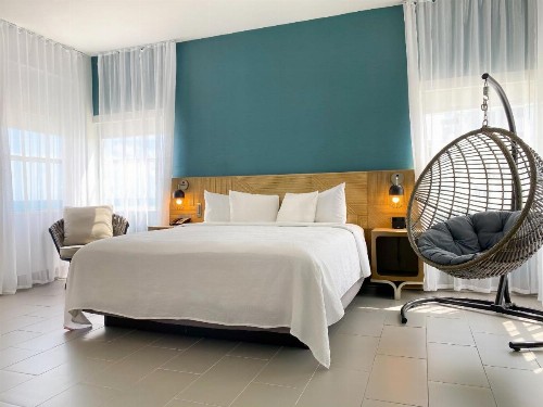 Marseilles Beachfront Hotel - image 44