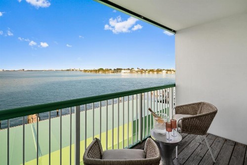 Best Western On The Bay Inn & Marina - image 34