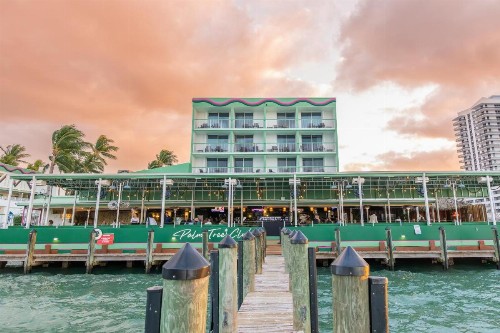 Best Western On The Bay Inn & Marina - image 4