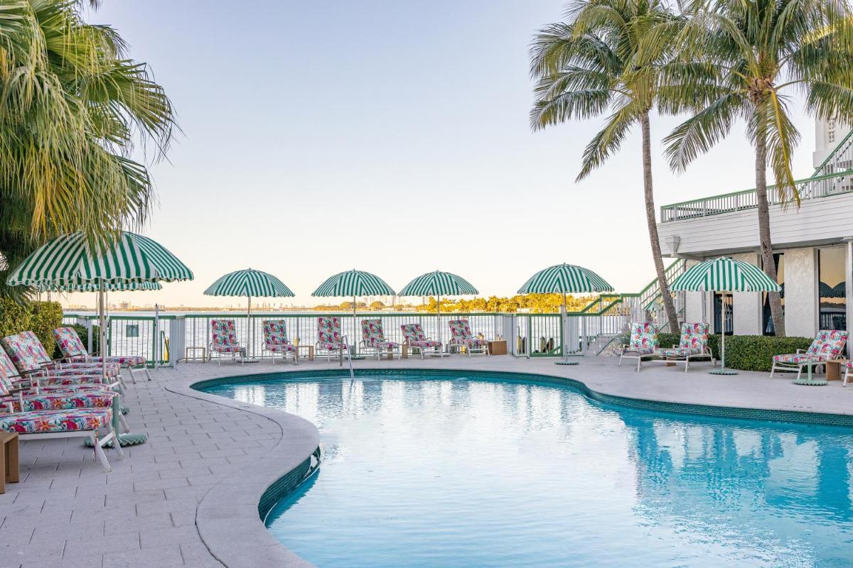 Best Western On The Bay Inn & Marina - image 7