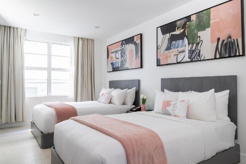 Clevelander Hotel - image 15