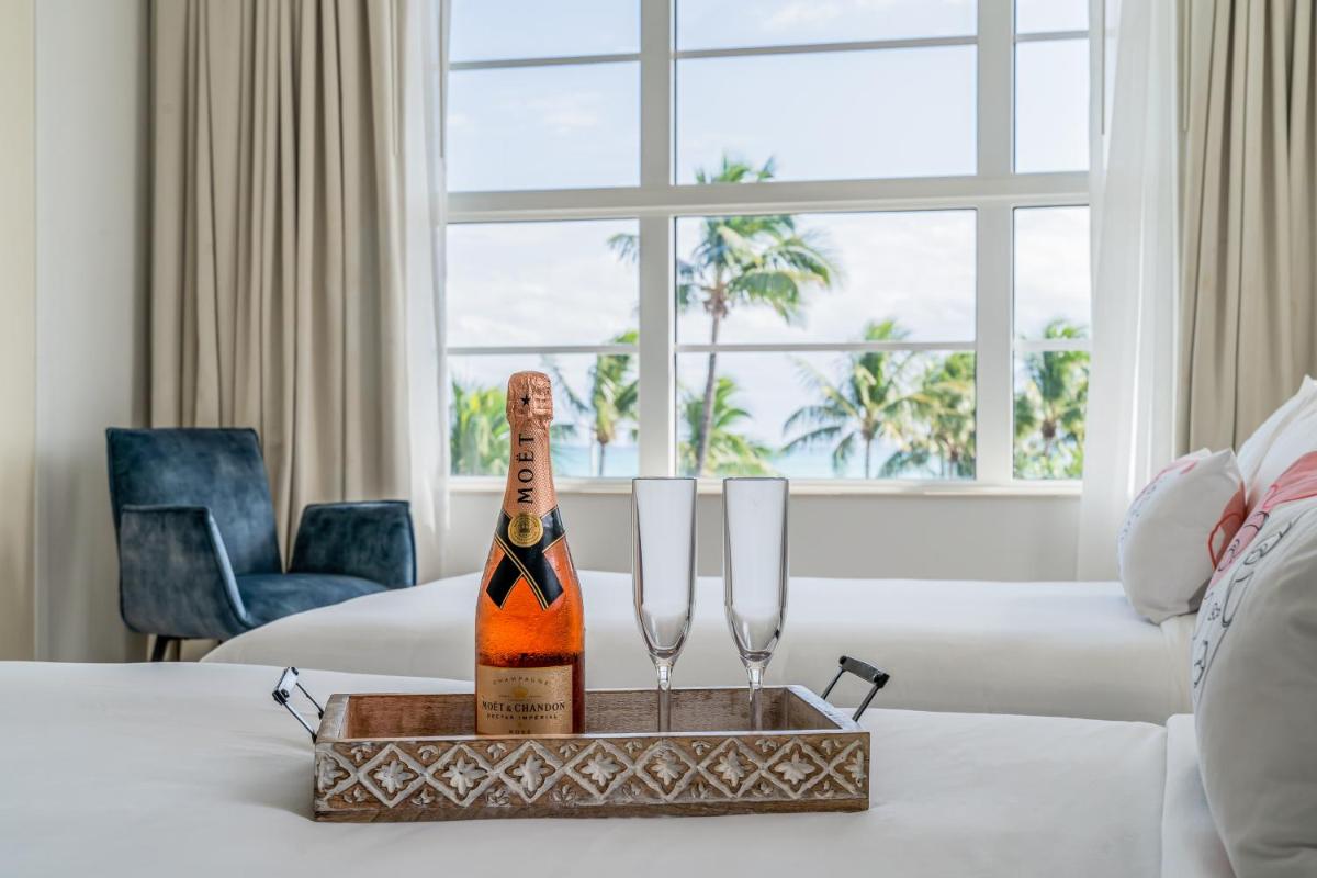 Clevelander Hotel - image 7