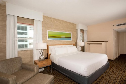 Holiday Inn Miami Beach-Oceanfront an IHG Hotel - image 35