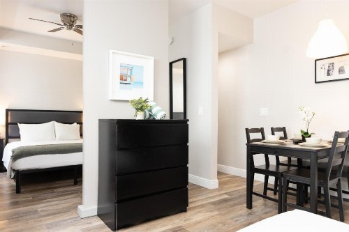 Ocean Reef Suites - image 28