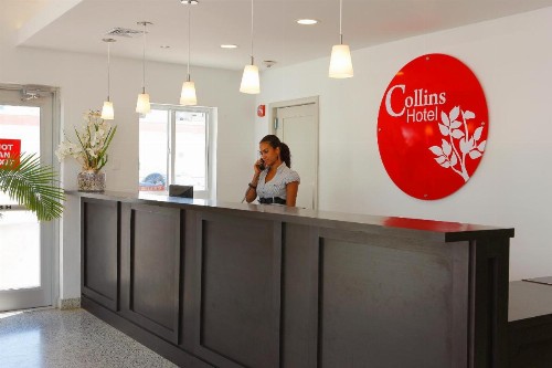 Collins Hotel - image 27