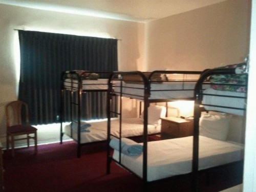Collins Avenue Hostel - image 2